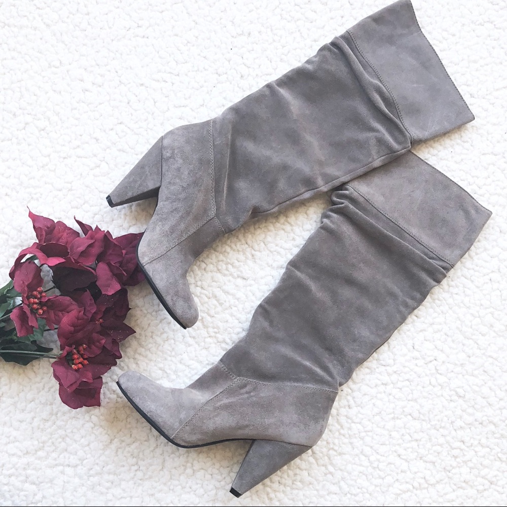 ✨BCBGeneration Grey Boots